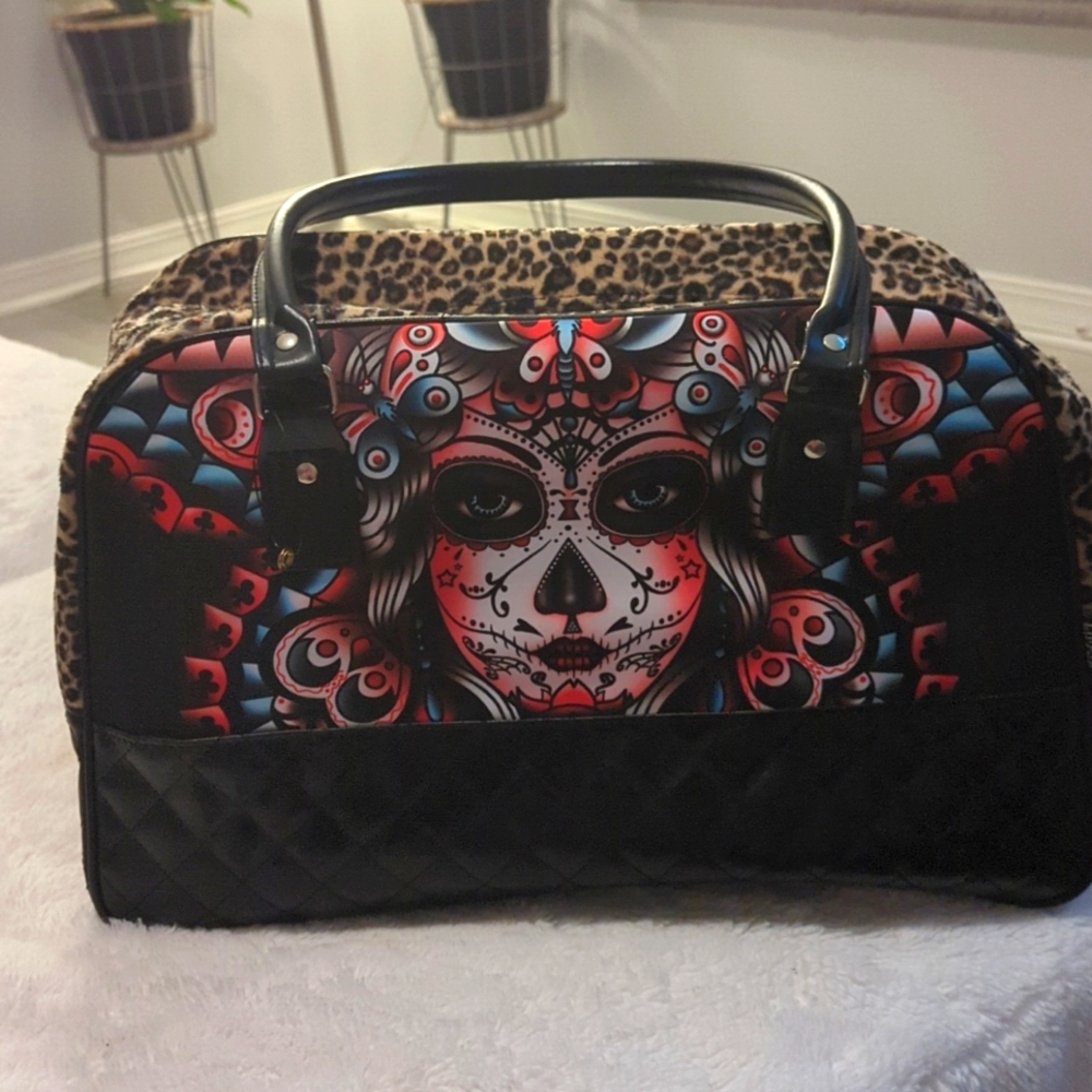 LIQUORBRAND BUTTERFLY OVERNIGHT BAG